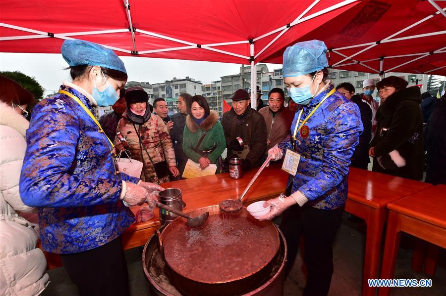 #CHINA-LABA FESTIVAL-FREE LABA PORRIDGE (CN)