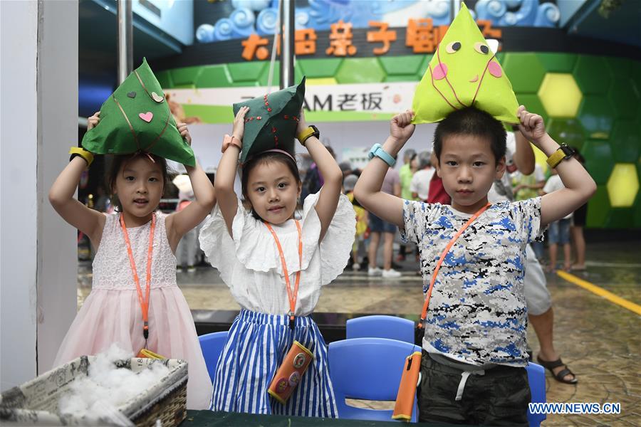 CHINA-DRAGON BOAT FESTIVAL-CELEBRATIONS (CN)