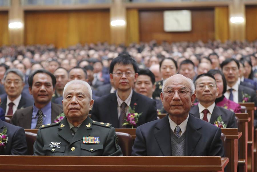 Xinhua Headlines: China honors distinguished scientists