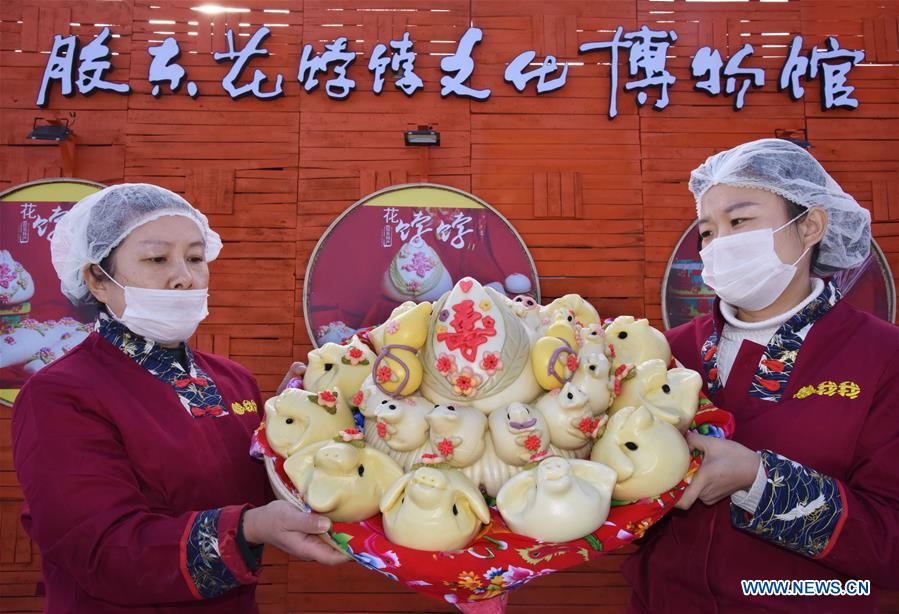 CHINA-SHANDONG-QINGDAO-STEAMED BUN (CN)