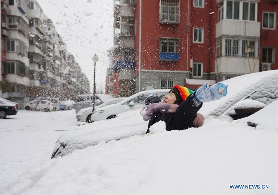 CHINA-SNOW-CHILDREN-FUN (CN)