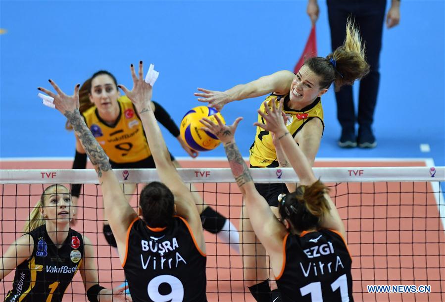 (SP)TURKEY-ISTANBUL-VOLLEYBALL-TURKISH WOMEN LEAGUE-VAKIFBANK VS ECZACIBASI