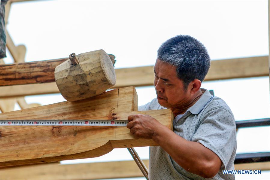 #CHINA-HUNAN-XIANGXI-STILTED BUILDING (CN)