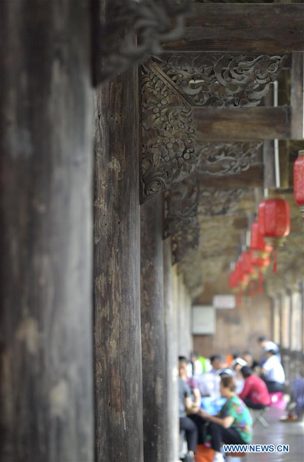 #CHINA-HUBEI-ENSHI-TRADITIONAL BRIDGE (CN)