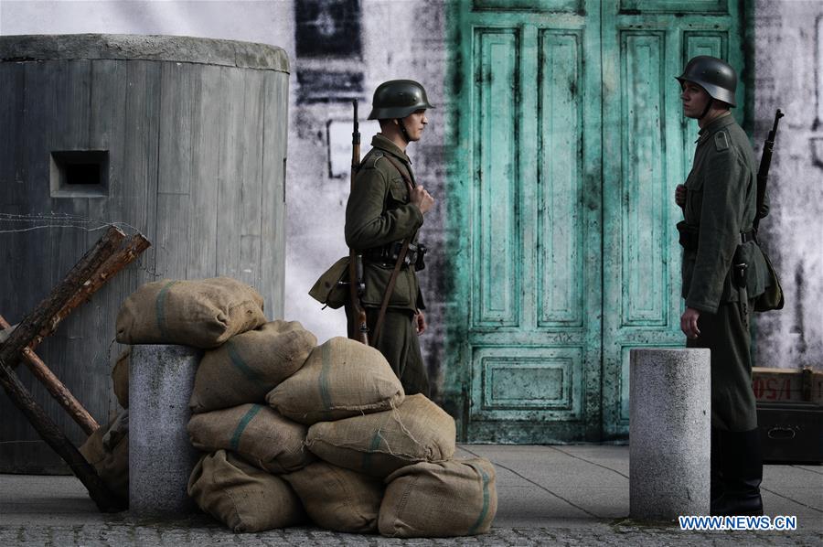 POLAND-WARSAW-RE-ENACTMENT-WARSAW UPRISING