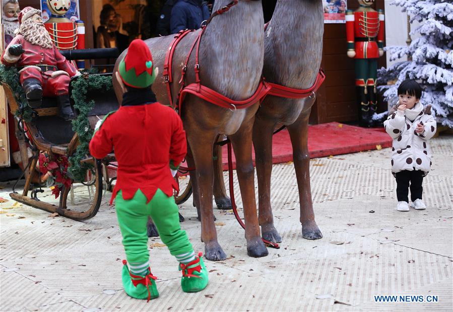 FRANCE-PARIS-CHRISTMAS MARKET