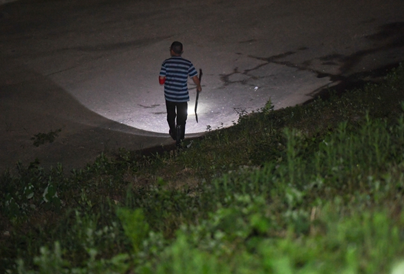 “保卫家园，谁都不能是旁观者”——夜访洞庭湖大堤防汛一线